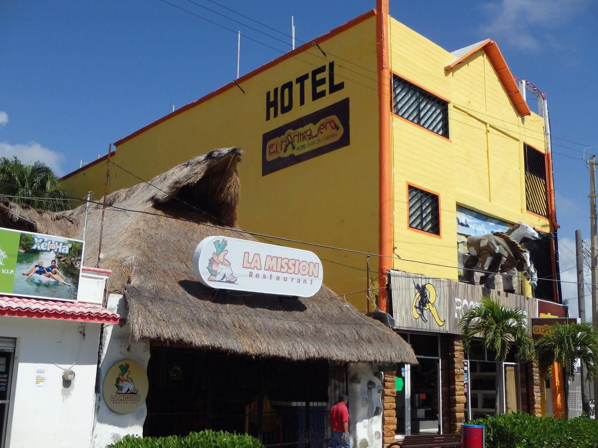 Hotel El Hormiguero Playa del Carmen Ngoại thất bức ảnh