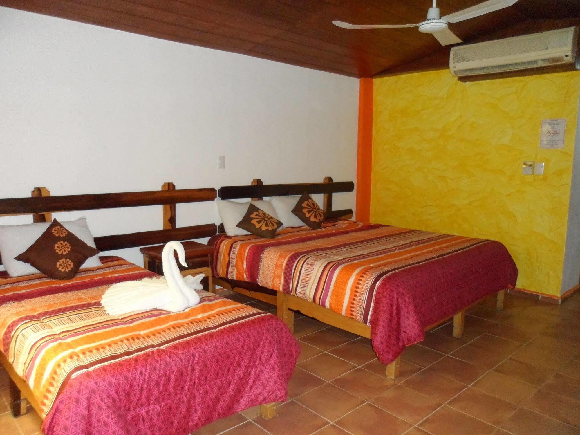 Hotel El Hormiguero Playa del Carmen Ngoại thất bức ảnh