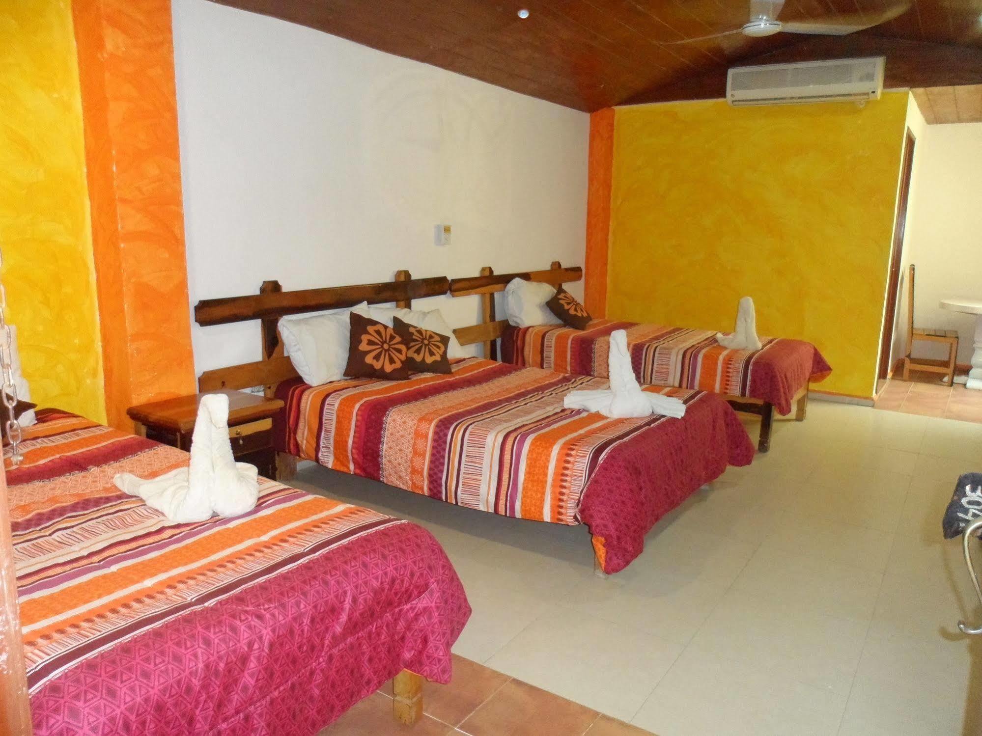 Hotel El Hormiguero Playa del Carmen Ngoại thất bức ảnh